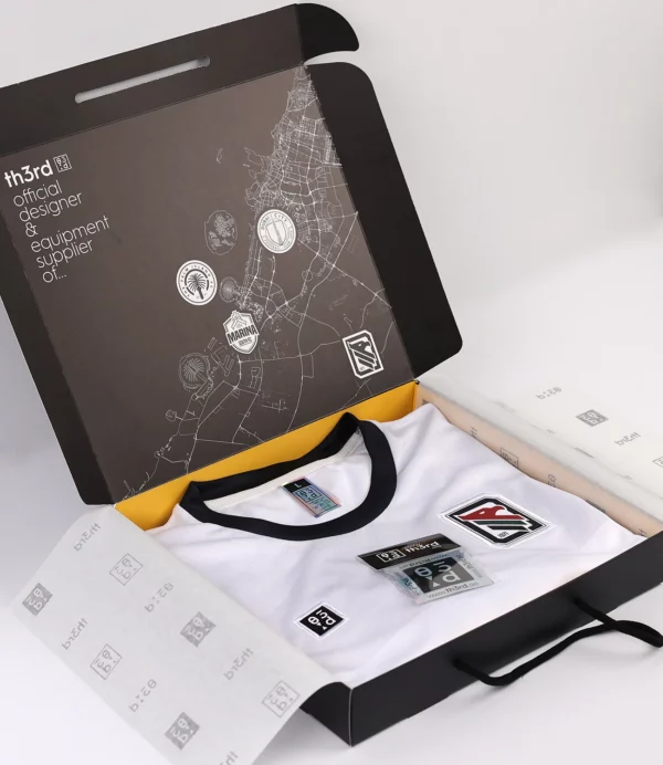 Emirates United Home - Image 4